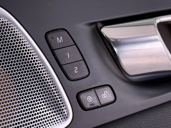 Used Volvo XC60 2020 for sale - 76223679: Photo 26