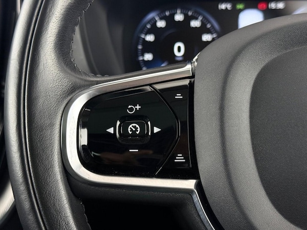 Used Volvo XC60 2020 for sale - 76223679: Photo 31