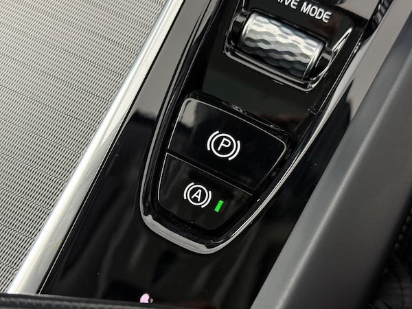 Used Volvo XC60 2020 for sale - 76223679: Photo 50
