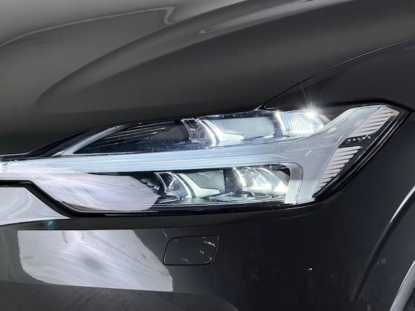 Used Volvo XC60 2020 for sale - 76223679: Photo 8