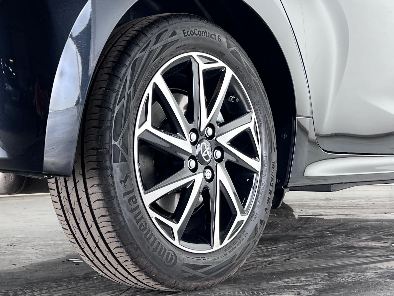 Used Toyota Yaris 2022 for sale - 77217159: Photo 8