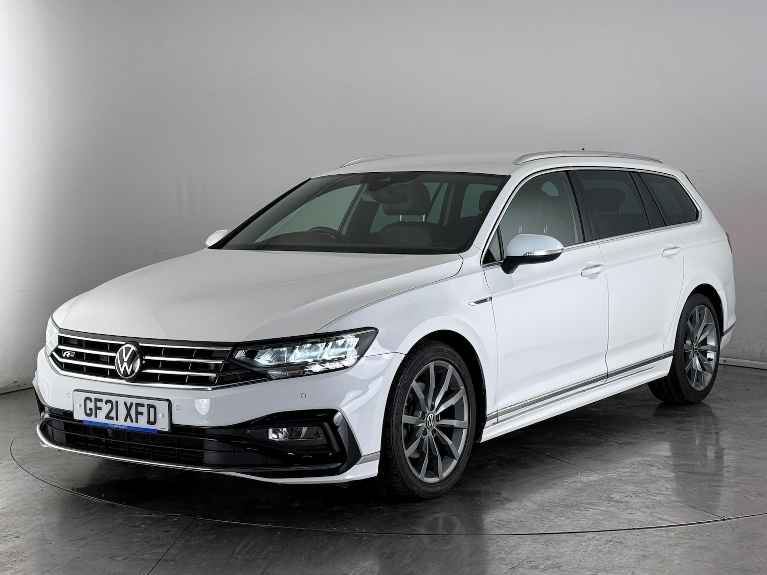 Used Volkswagen Passat 2021 for sale - 77221683: Photo 2