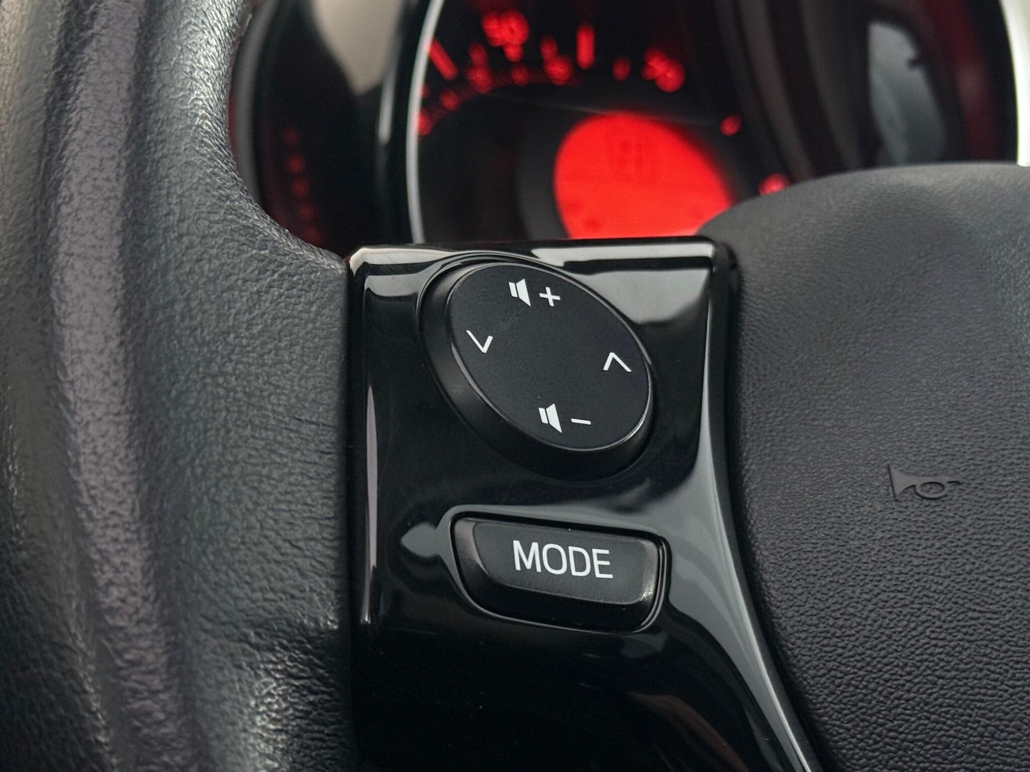 Used Peugeot 108 2017 for sale - 78063139: Photo 16