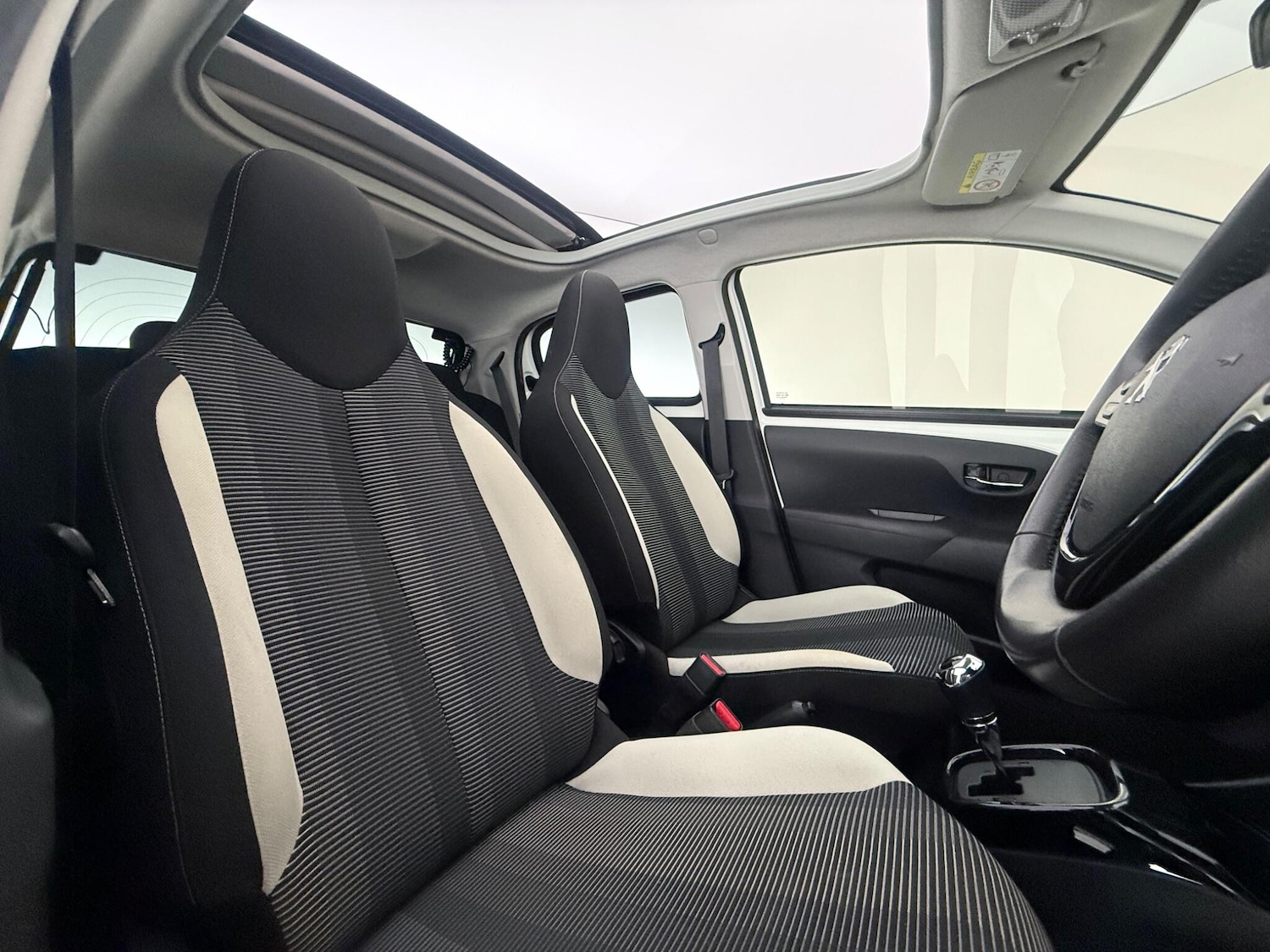 Used Peugeot 108 2017 for sale - 78063139: Photo 8