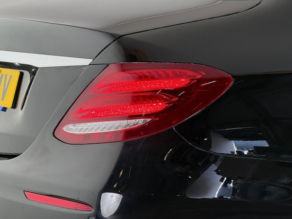 Used Mercedes-Benz E-Class 2017 for sale - 76202490: Photo 10