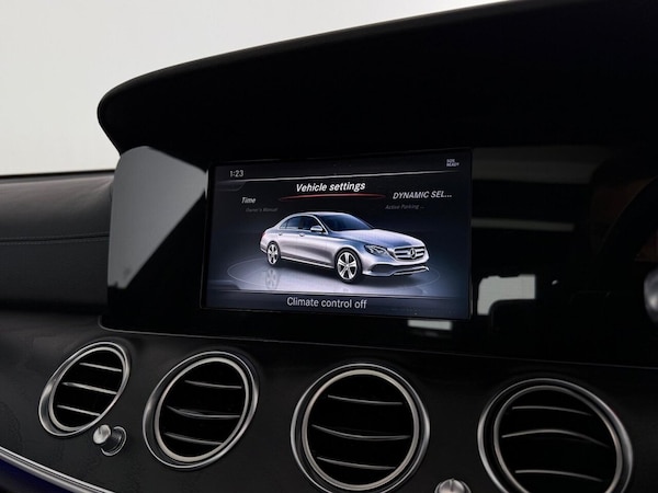 Used Mercedes-Benz E-Class 2017 for sale - 76202490: Photo 39
