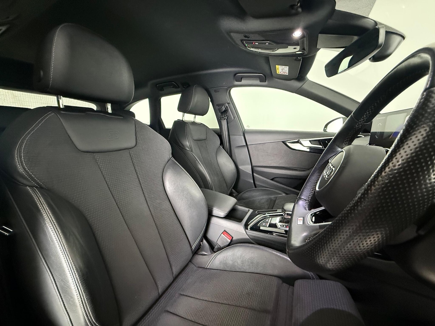 Used Audi A4 Avant 2022 for sale - 76714699: Photo 15