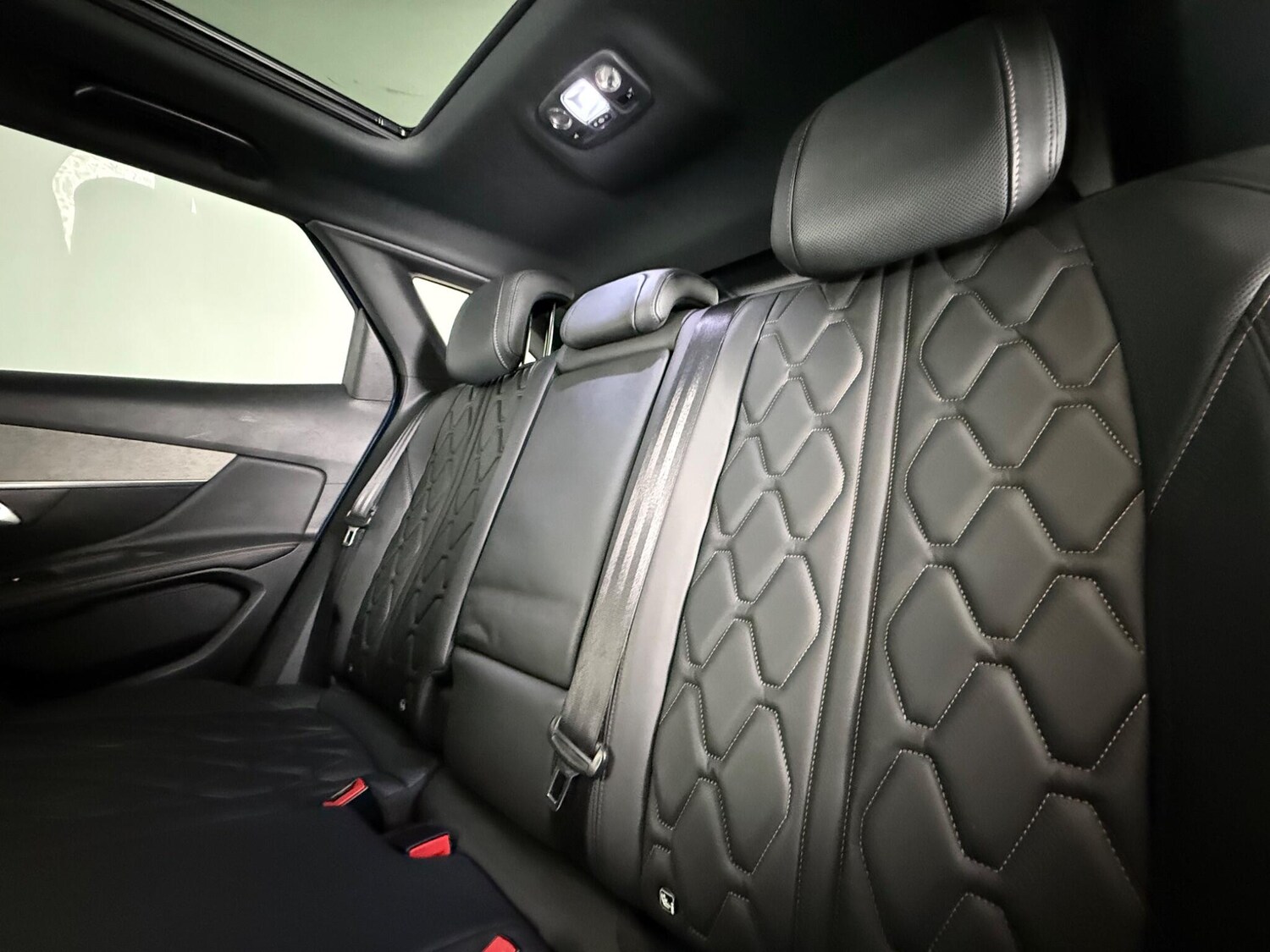 Used Peugeot 3008 2017 for sale - 77525195: Photo 16