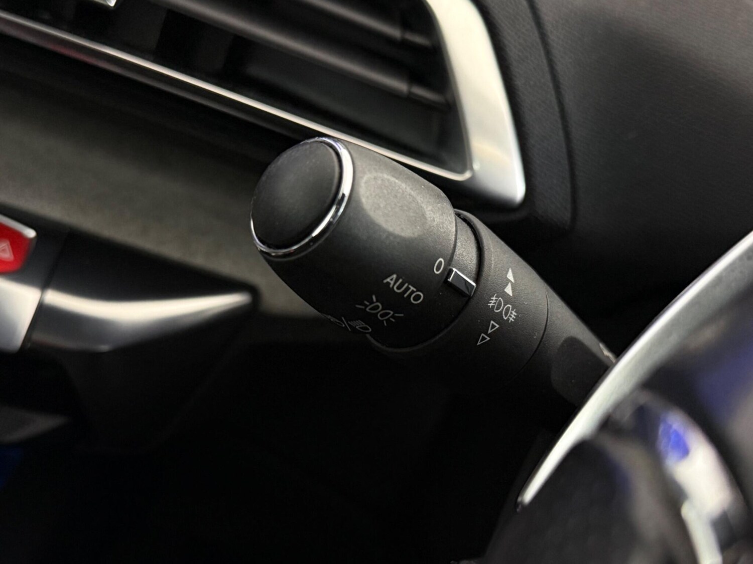 Used Peugeot 3008 2017 for sale - 77525195: Photo 21