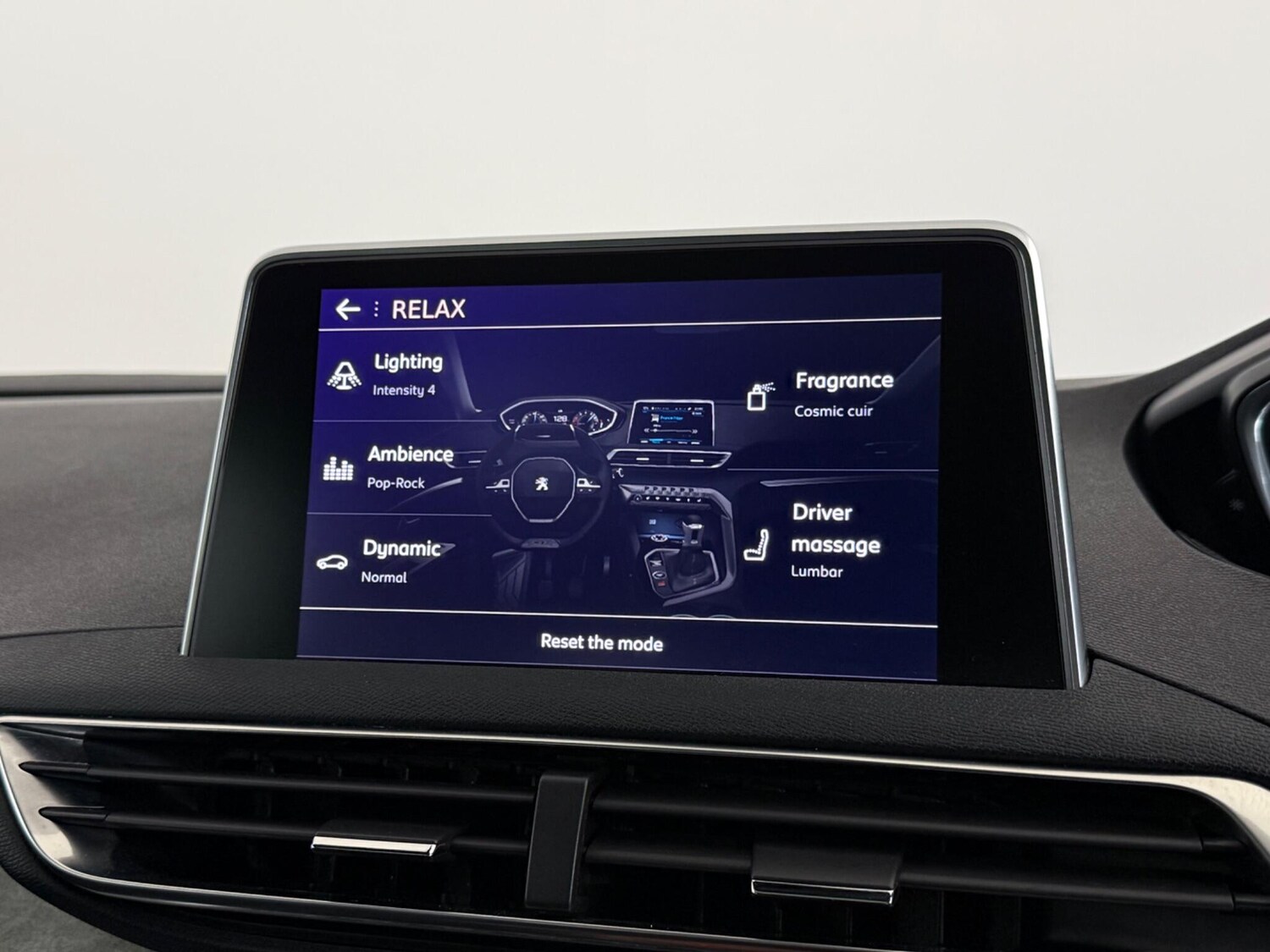 Used Peugeot 3008 2017 for sale - 77525195: Photo 23