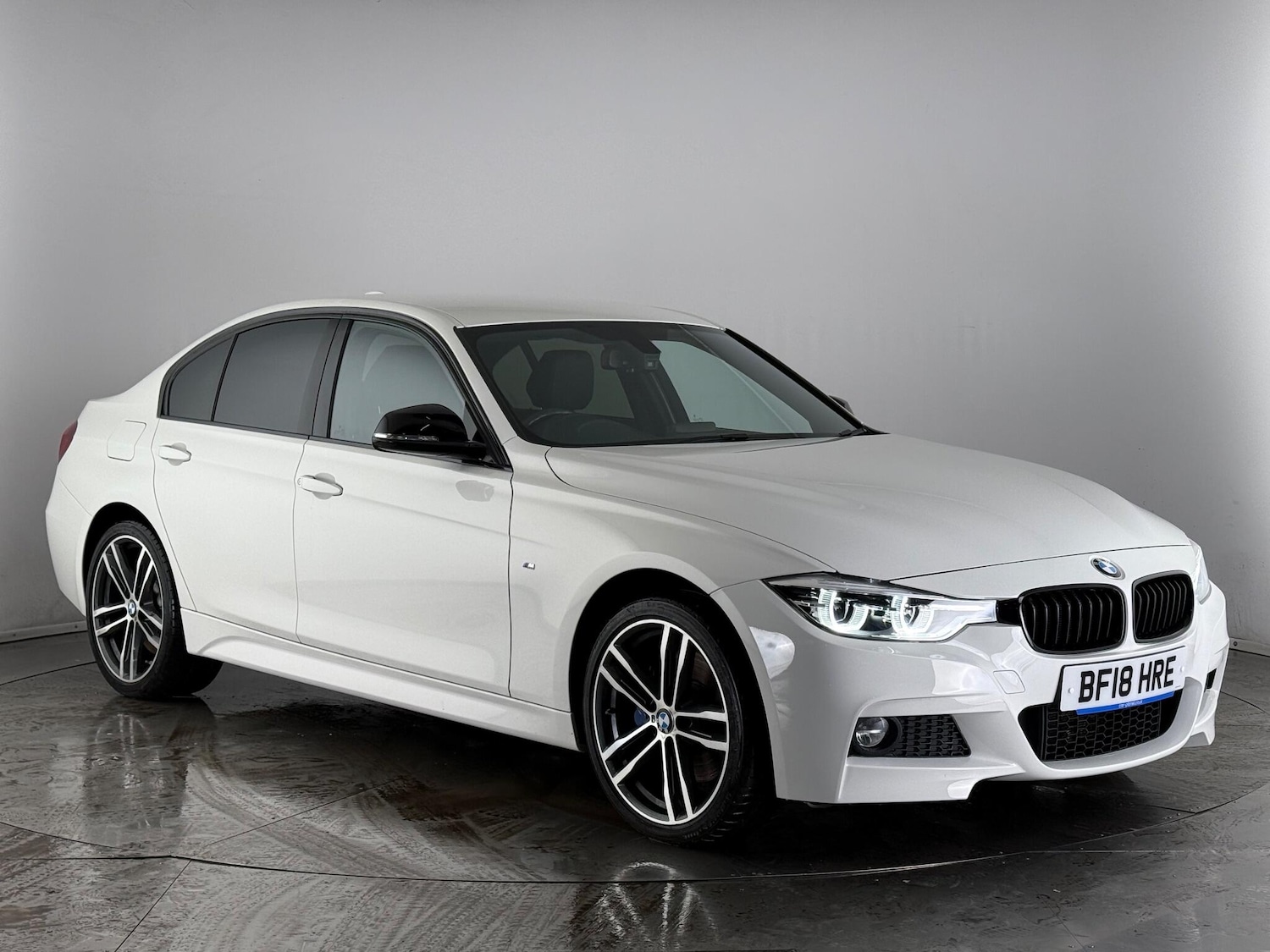 Used BMW 3 Series 2018 for sale - 76584687: Photo 1