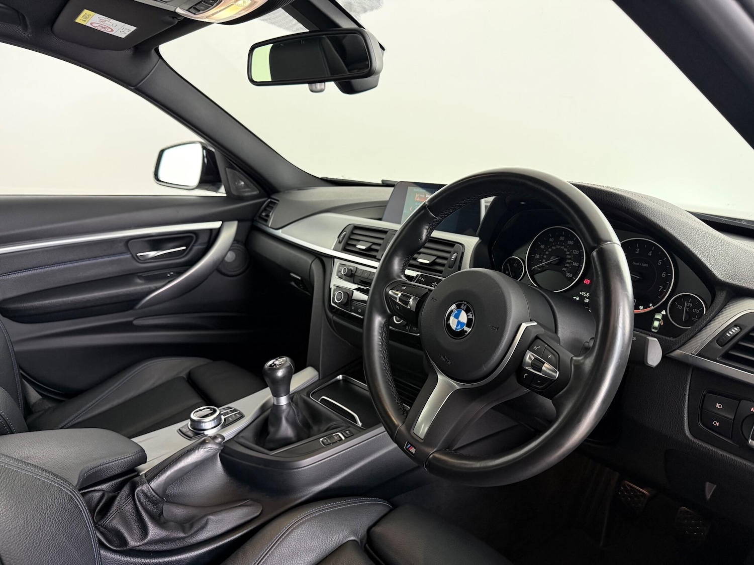 Used BMW 3 Series 2018 for sale - 76584687: Photo 15