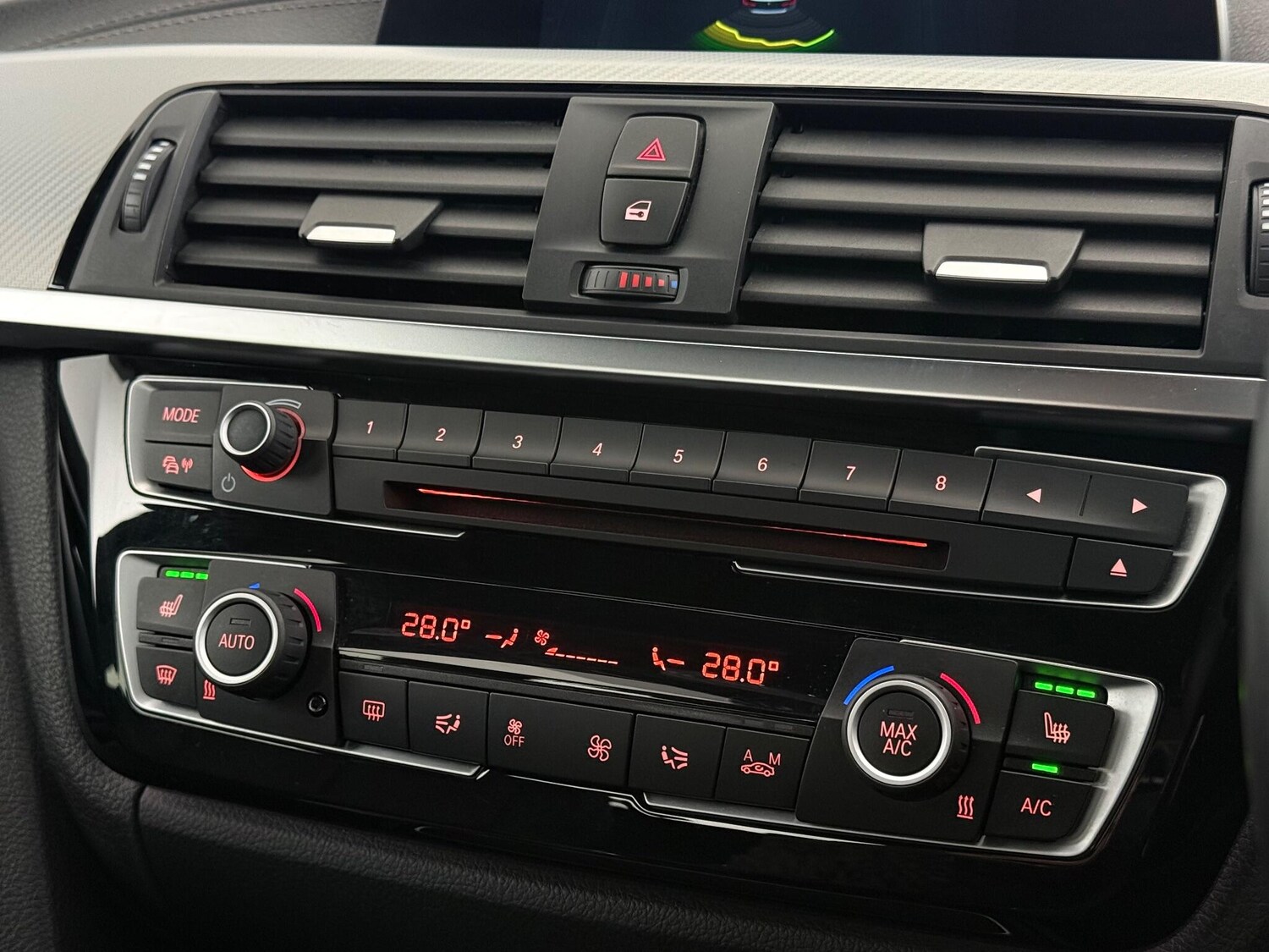 Used BMW 3 Series 2018 for sale - 76584687: Photo 44