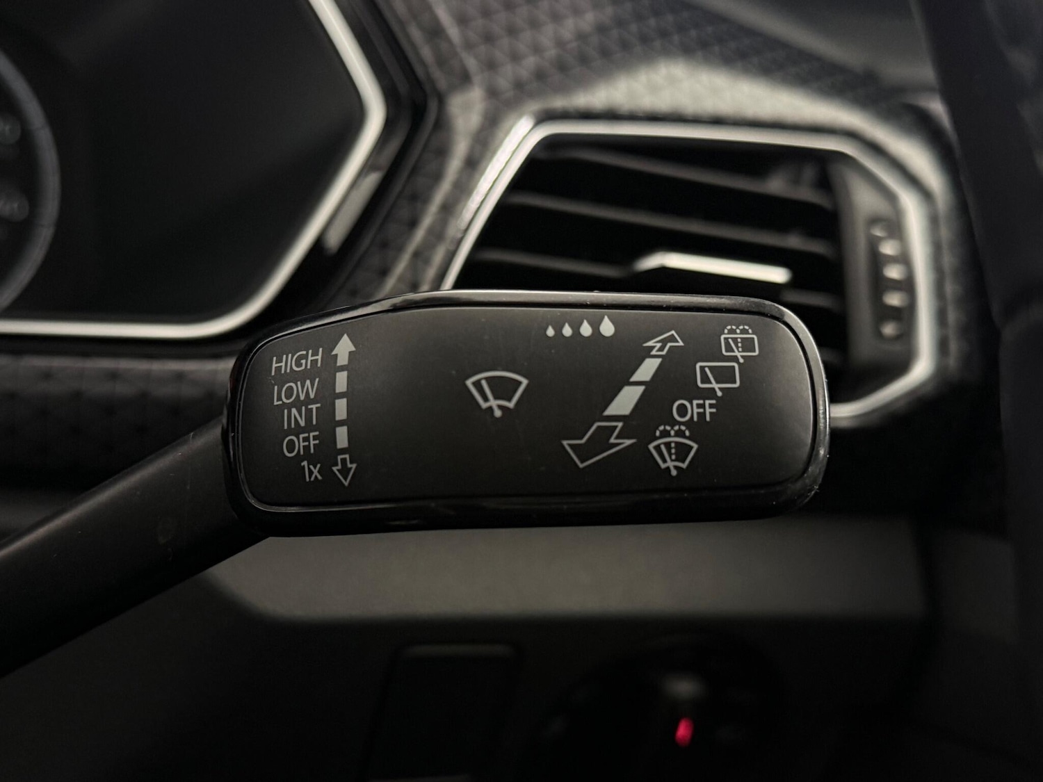 Used Volkswagen T-Cross 2021 for sale - 77181098: Photo 19