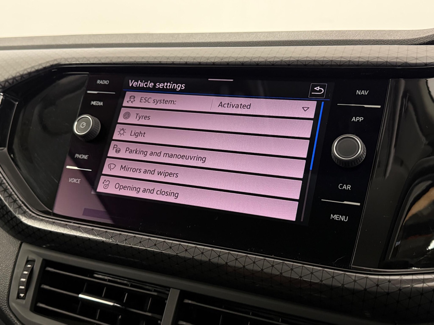 Used Volkswagen T-Cross 2021 for sale - 77181098: Photo 25