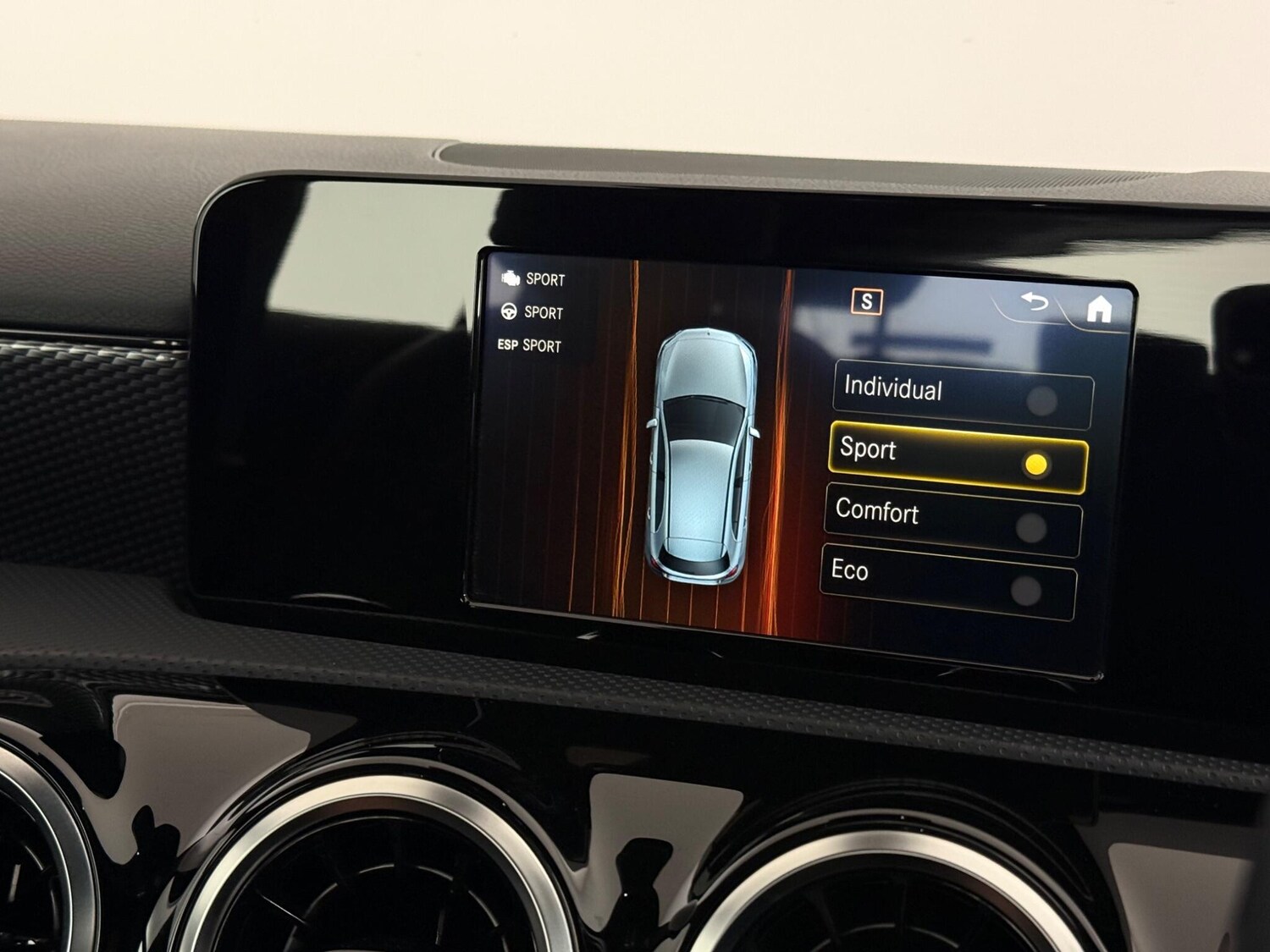 Used Mercedes-Benz A-Class 2019 for sale - 77689189: Photo 18