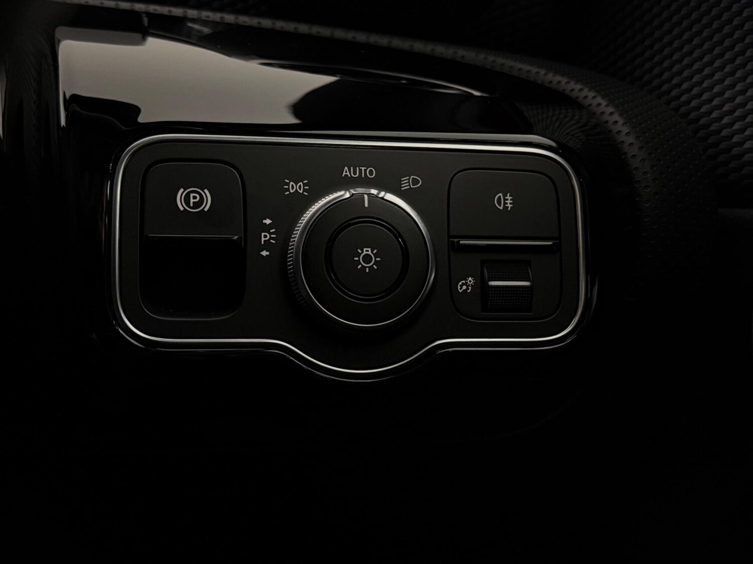 Used Mercedes-Benz A-Class 2019 for sale - 77689189: Photo 25