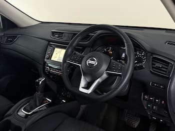 Used Nissan X-Trail 2018 for sale - 79727302: Photo