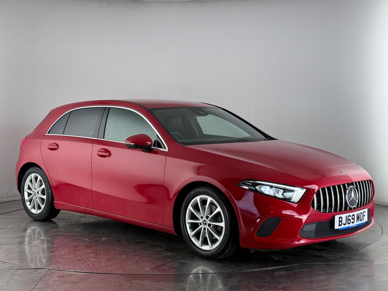 Used Mercedes-Benz A-Class 2019 for sale - 76742660: Photo 1