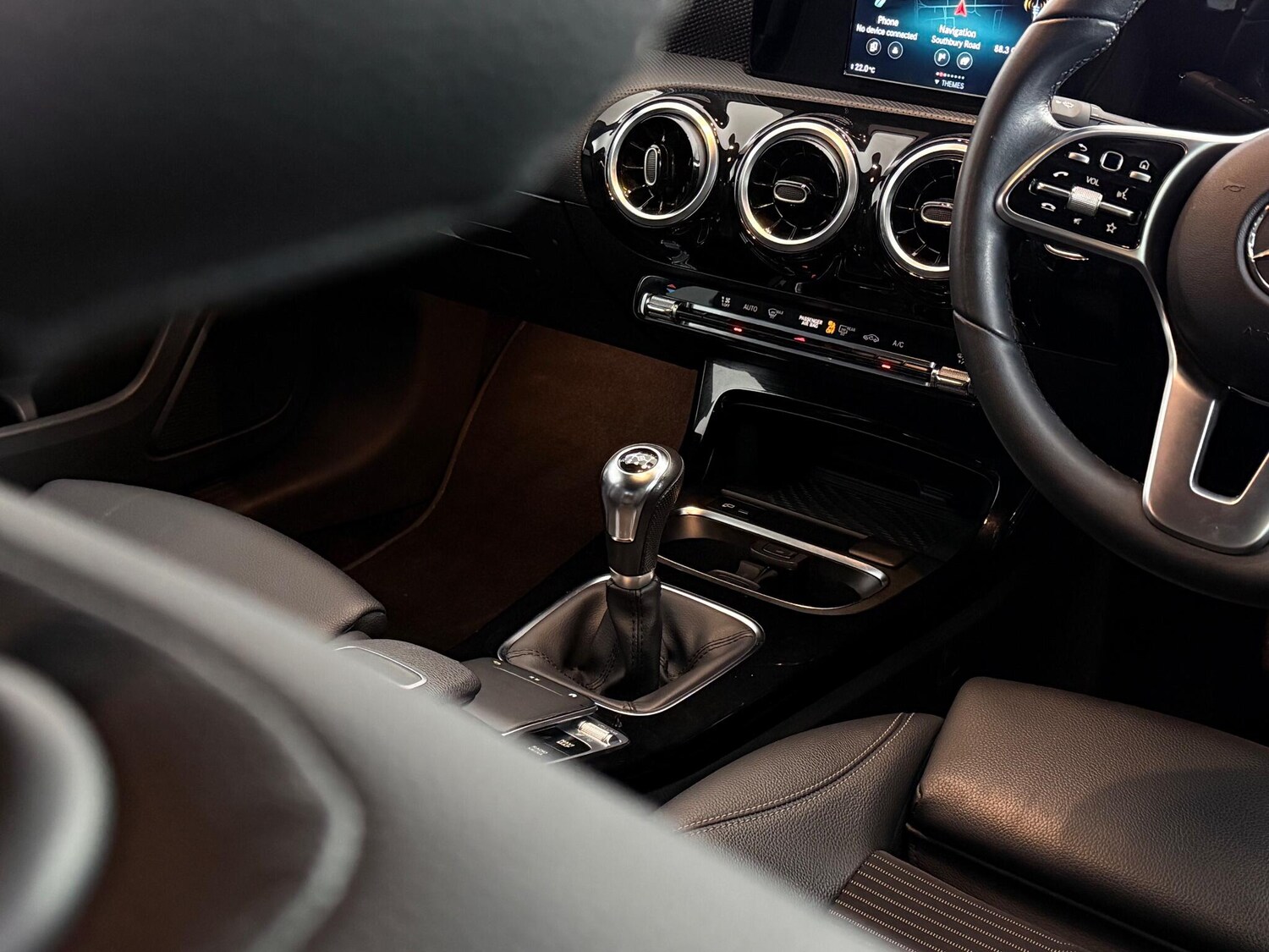 Used Mercedes-Benz A-Class 2019 for sale - 76742660: Photo 38