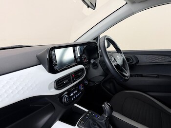 Used Hyundai i10 2023 for sale - 78566146: Photo