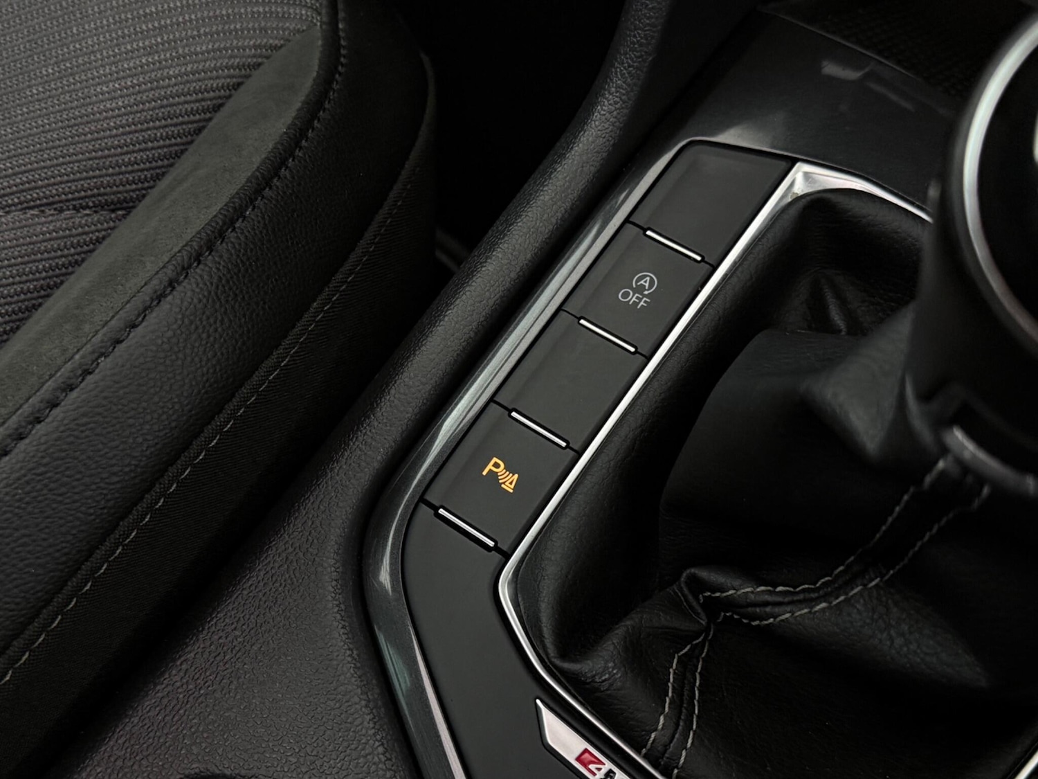 Used Volkswagen Tiguan 2018 for sale - 77181165: Photo 37