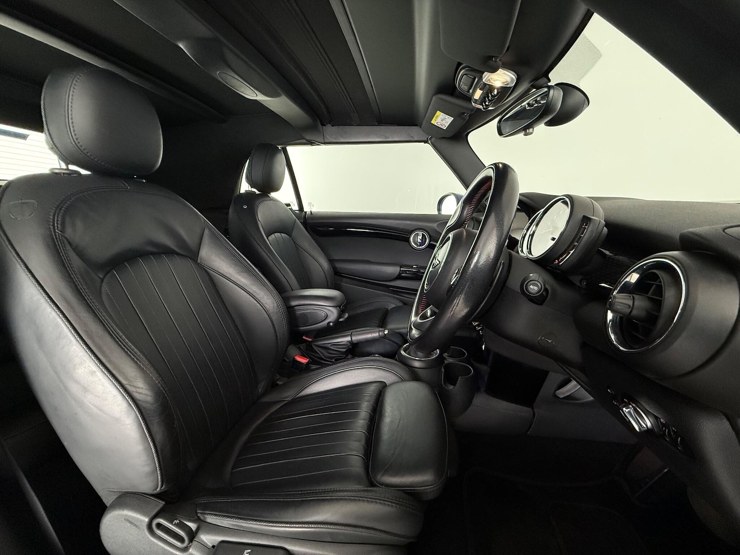 Used MINI Convertible for sale - 76468295: Photo 19