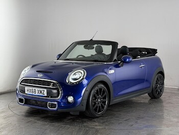 Used MINI Convertible 2018 for sale - 76468295: Photo