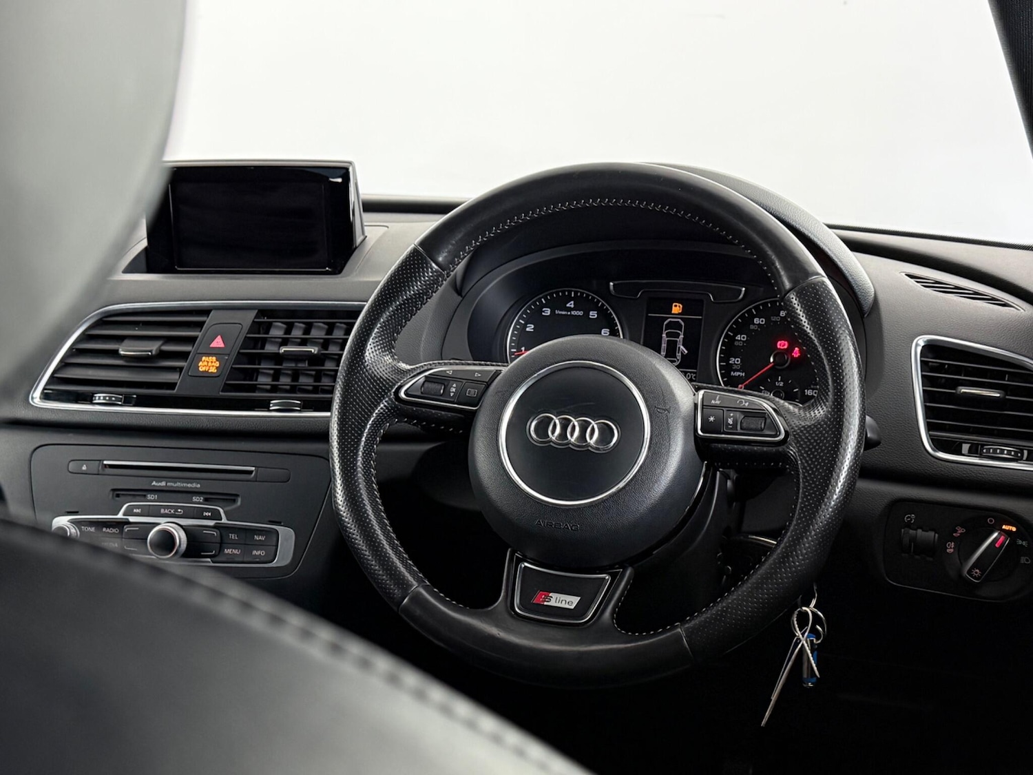 Used Audi Q3 2016 for sale - 78132073: Photo 16