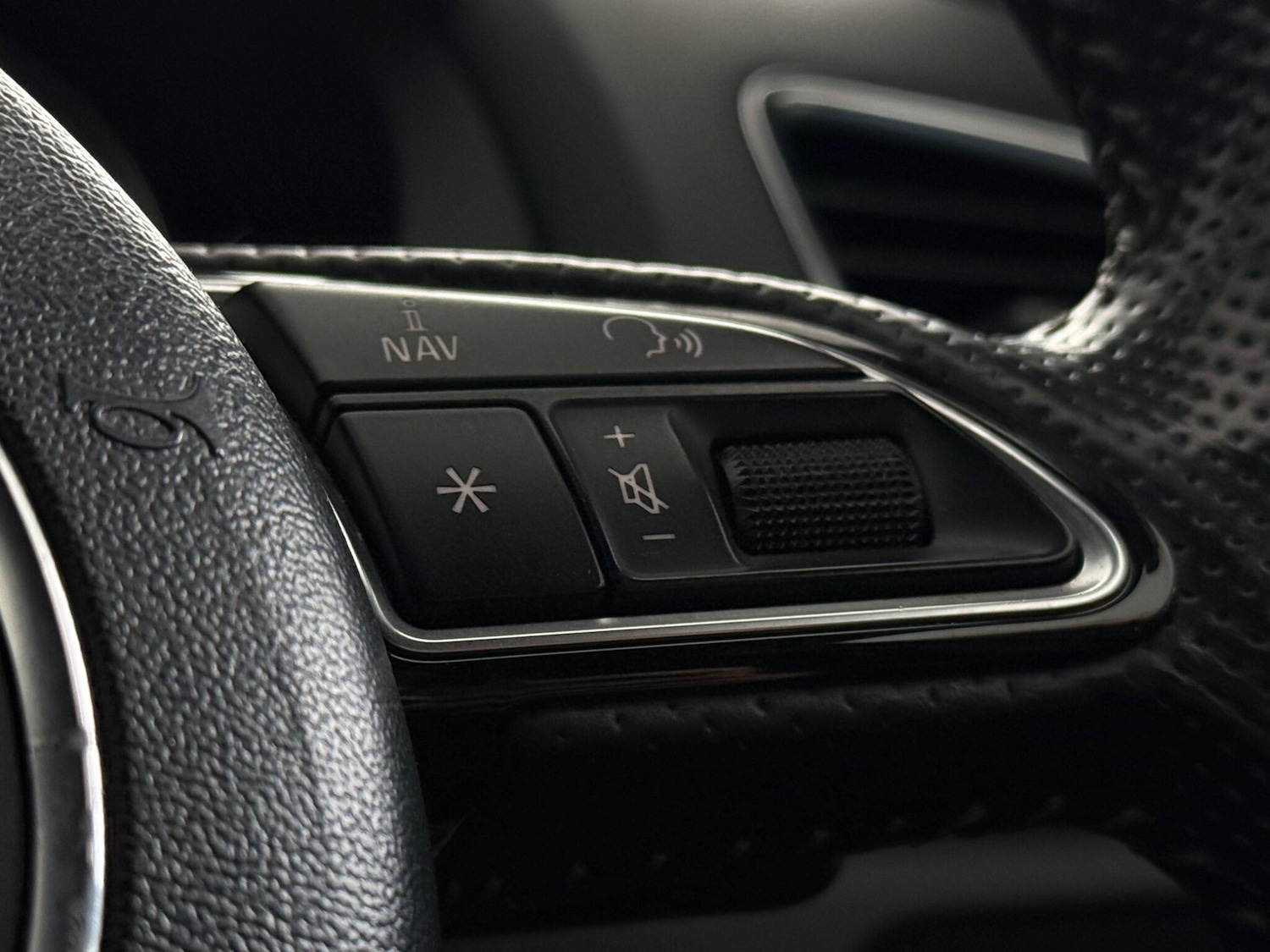 Used Audi Q3 2016 for sale - 78132073: Photo 19