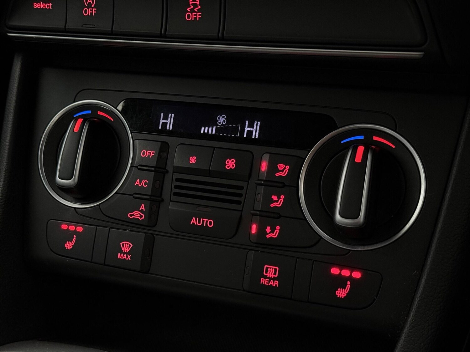 Used Audi Q3 2016 for sale - 78132073: Photo 28