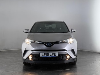 Used Toyota C-HR 2019 for sale - 77029711: Photo