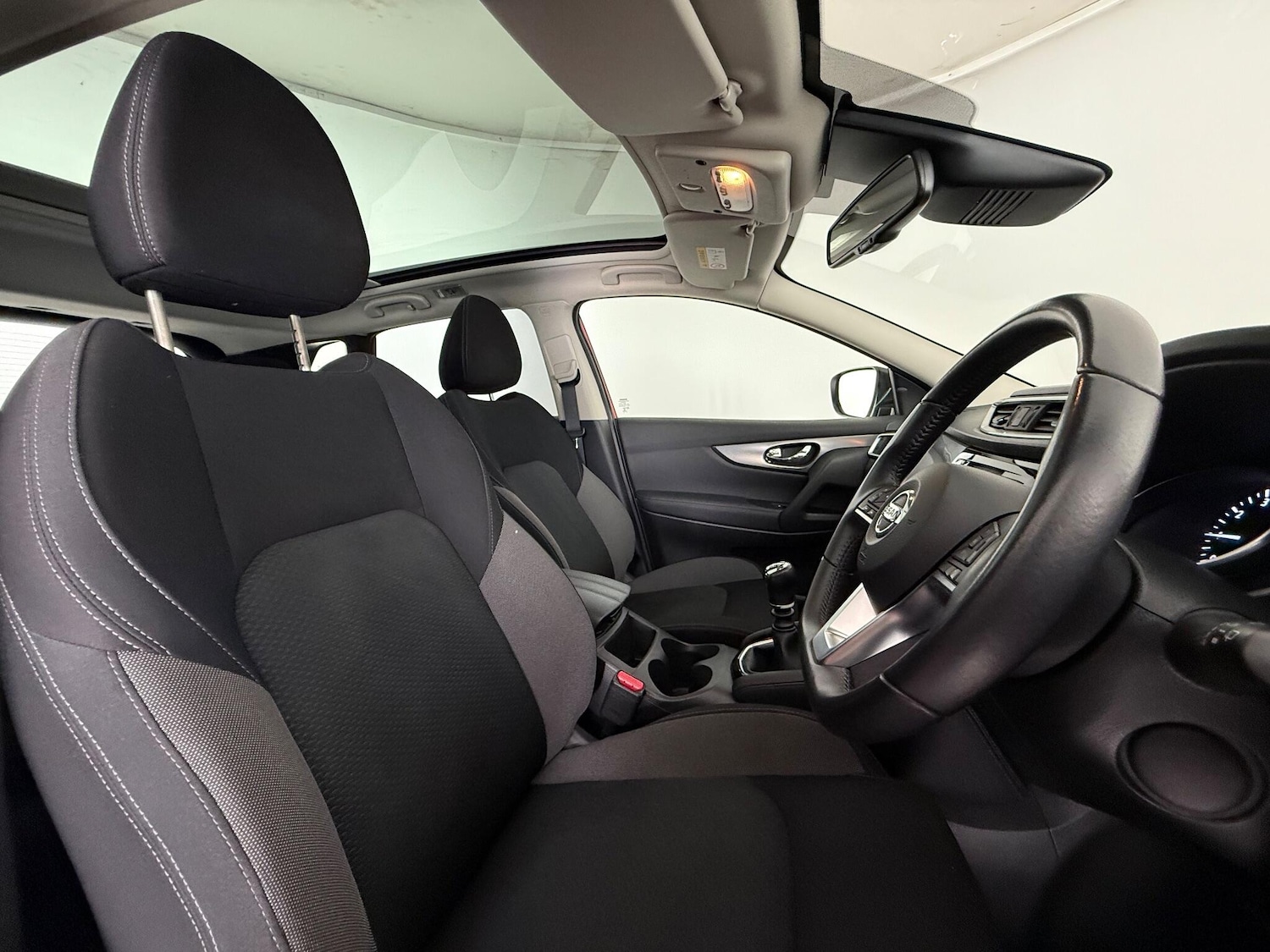 Used Nissan Qashqai for sale - 76468255: Photo 14