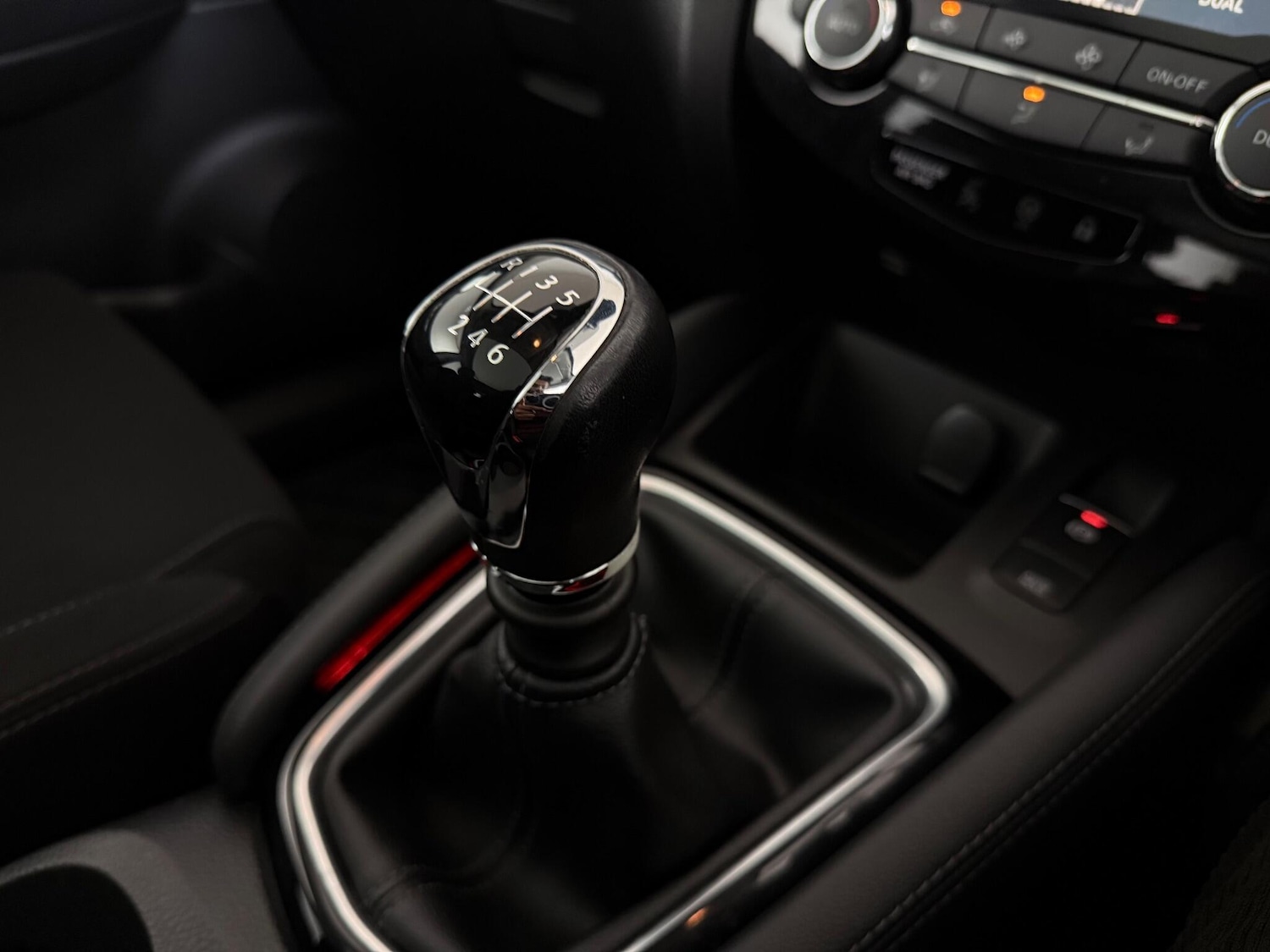 Used Nissan Qashqai for sale - 76468255: Photo 38