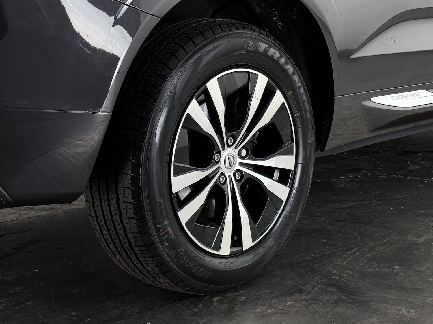 Used Volvo XC60 2021 for sale - 77246621: Photo 8