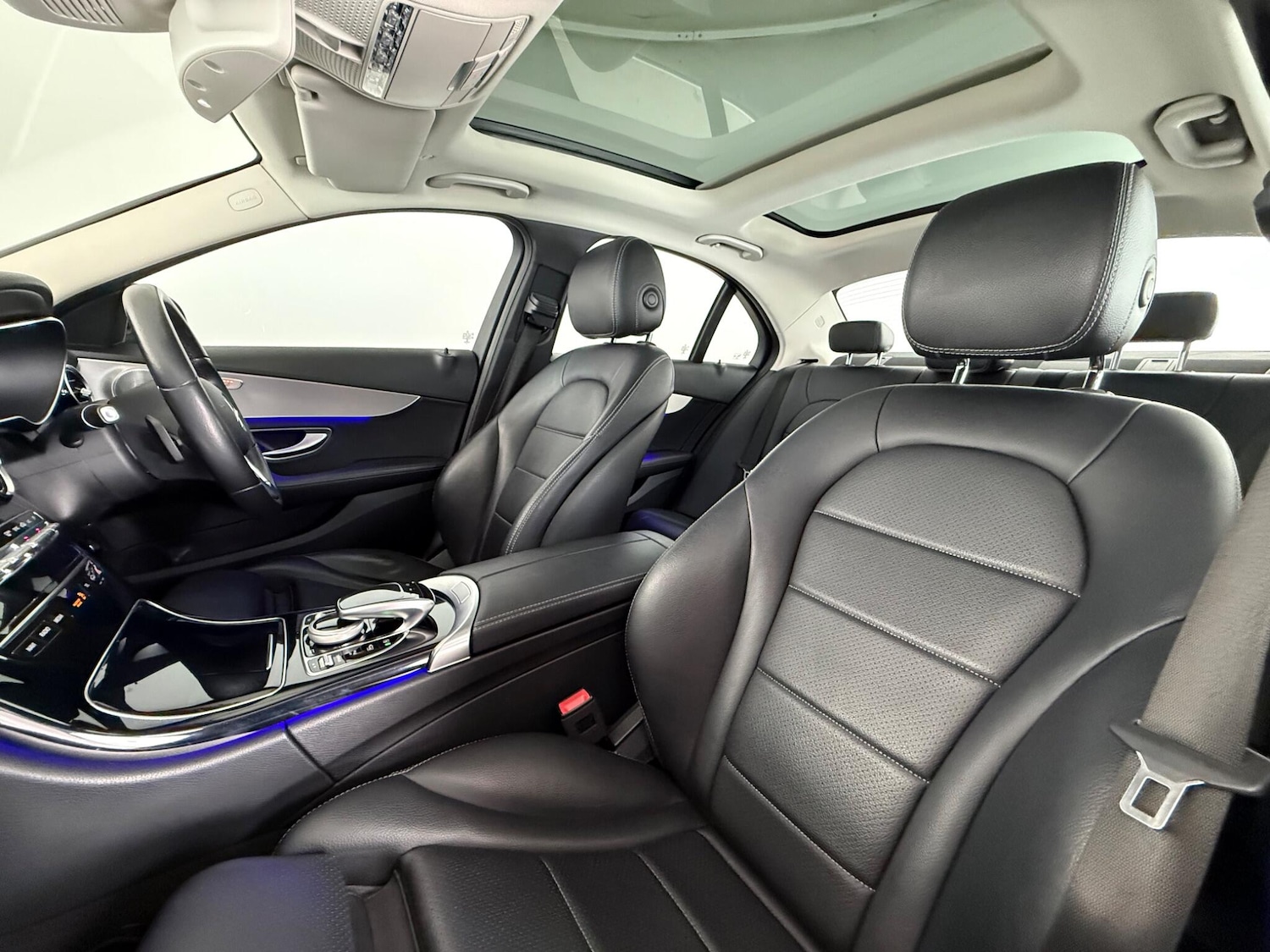 Used Mercedes-Benz C Class 2019 for sale - 78026980: Photo 14