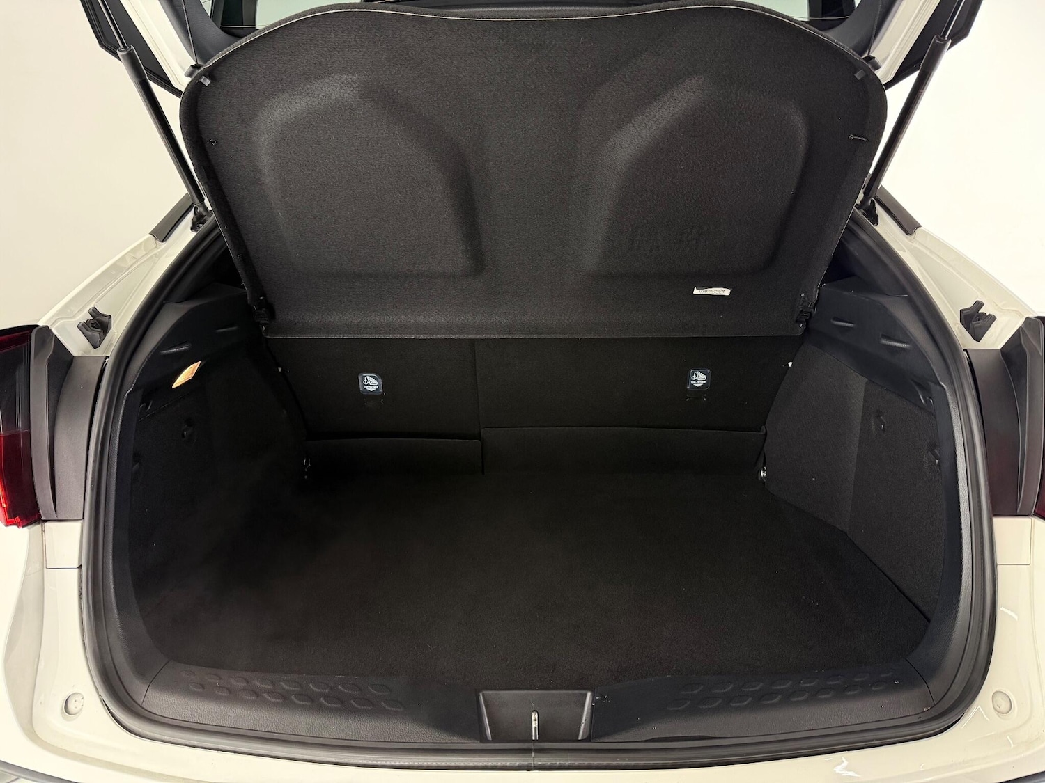 Used Toyota C-HR for sale - 76468095: Photo 13