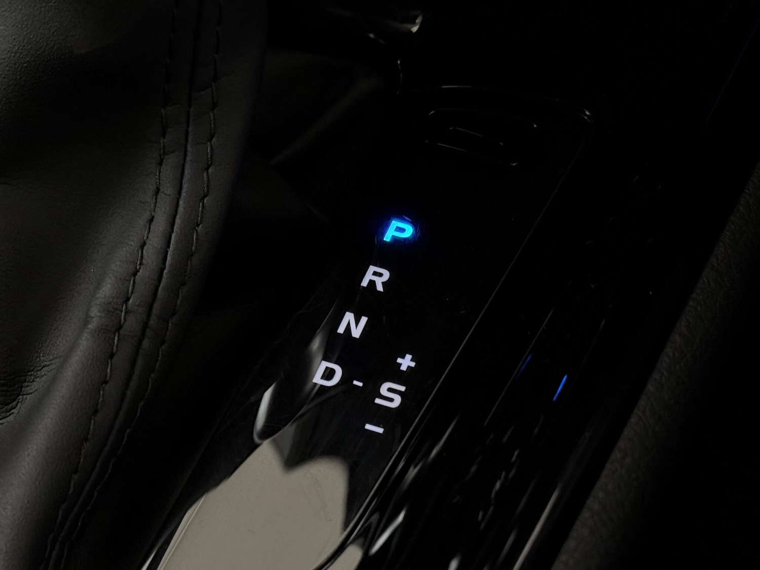 Used Toyota C-HR for sale - 76468095: Photo 40