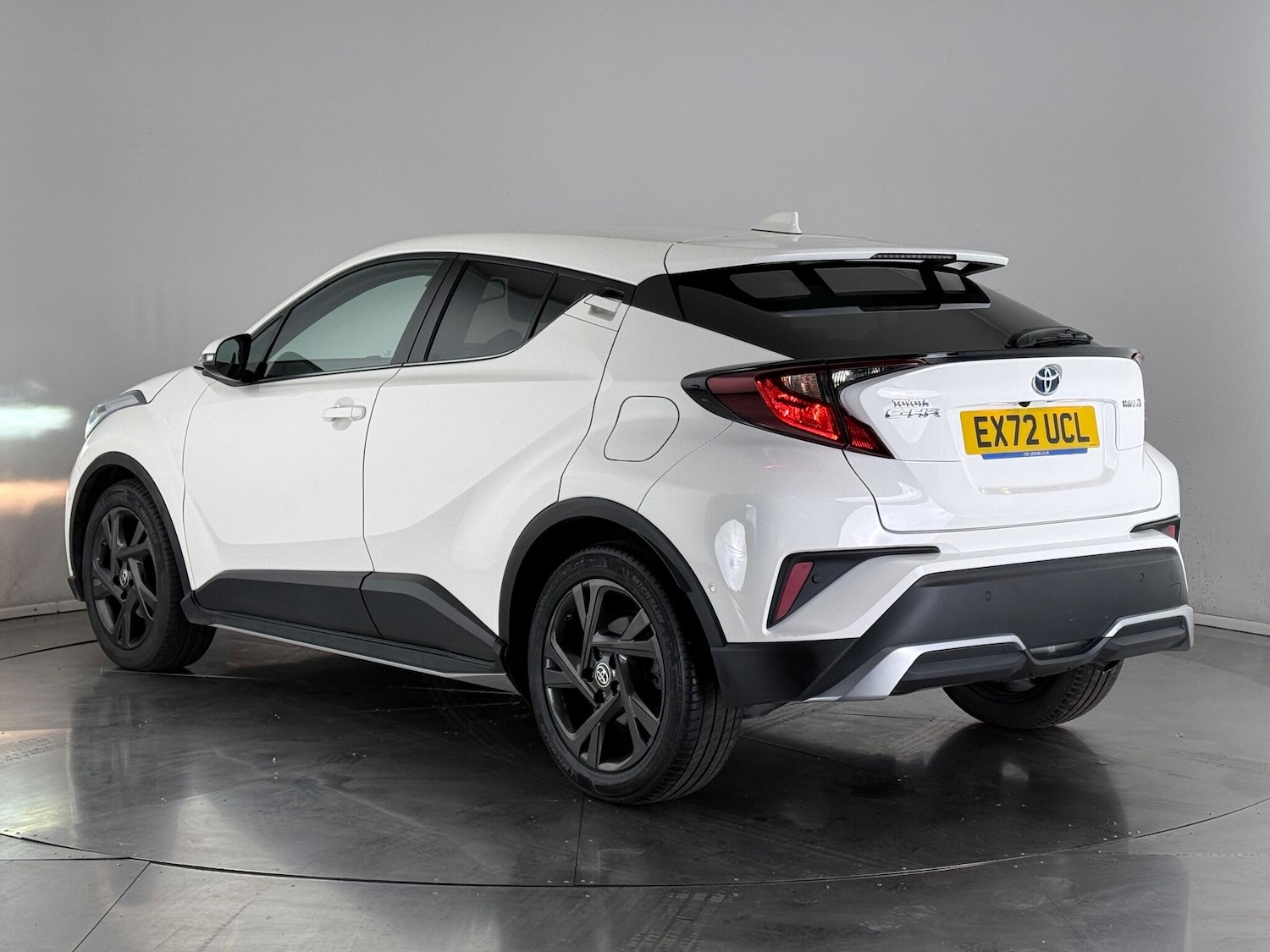 Used Toyota C-HR for sale - 76468095: Photo 5