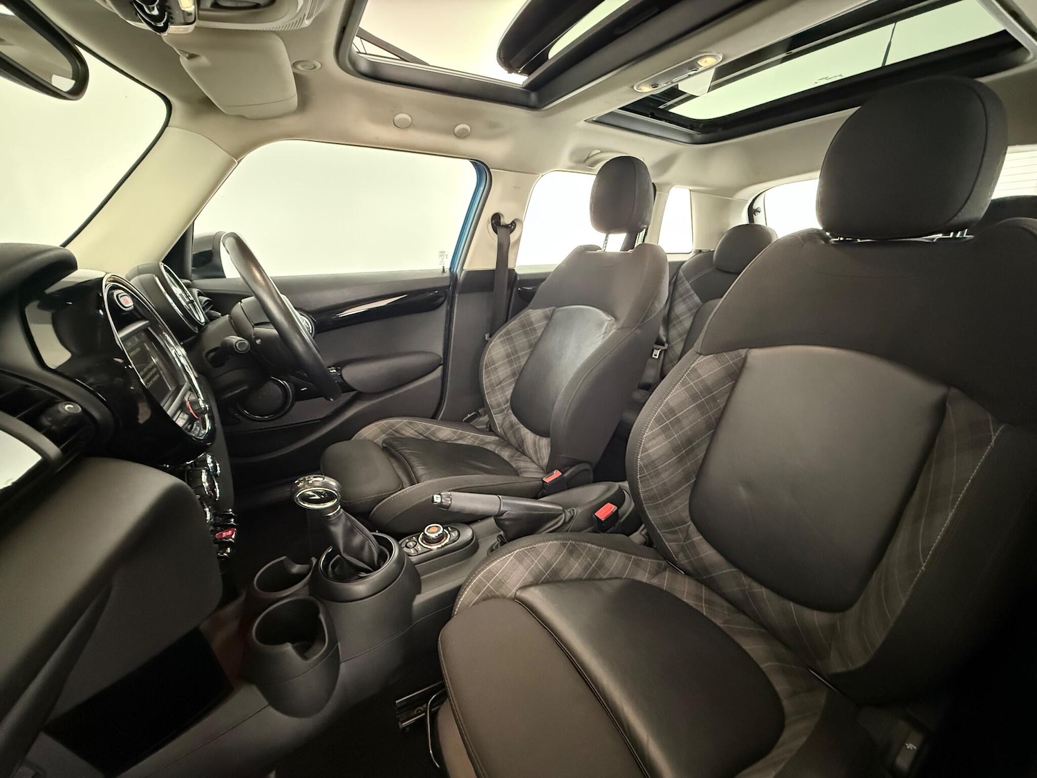 Used MINI Hatch 2017 for sale - 77181288: Photo 14