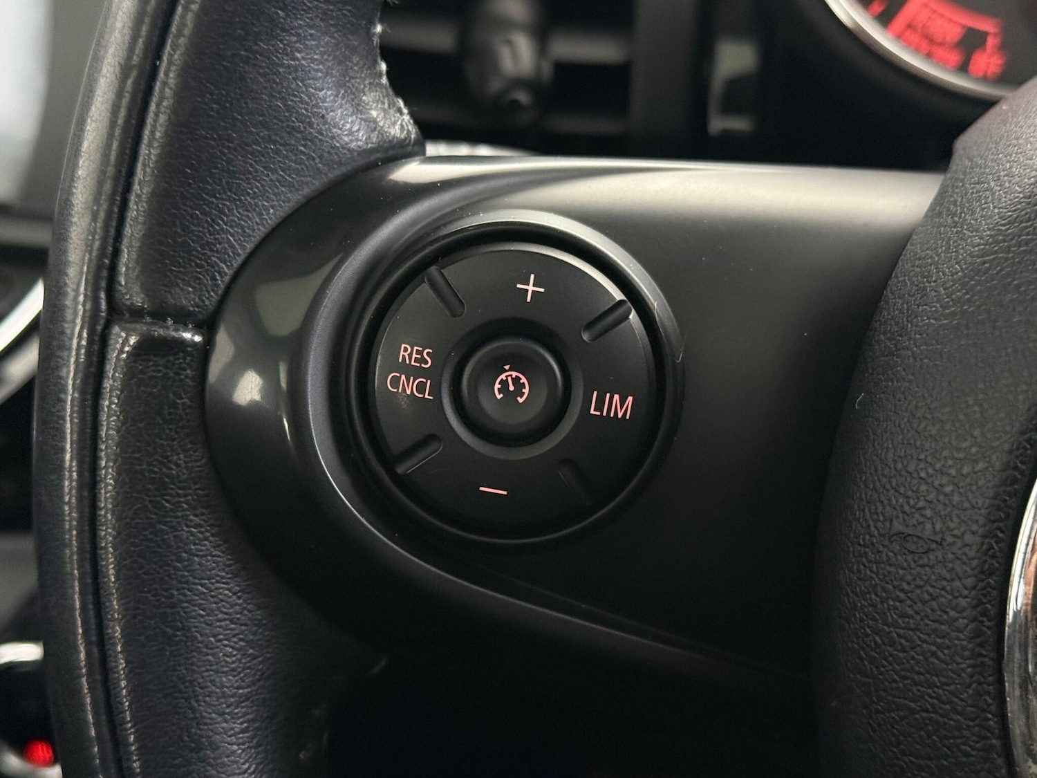 Used MINI Hatch 2017 for sale - 77181288: Photo 17