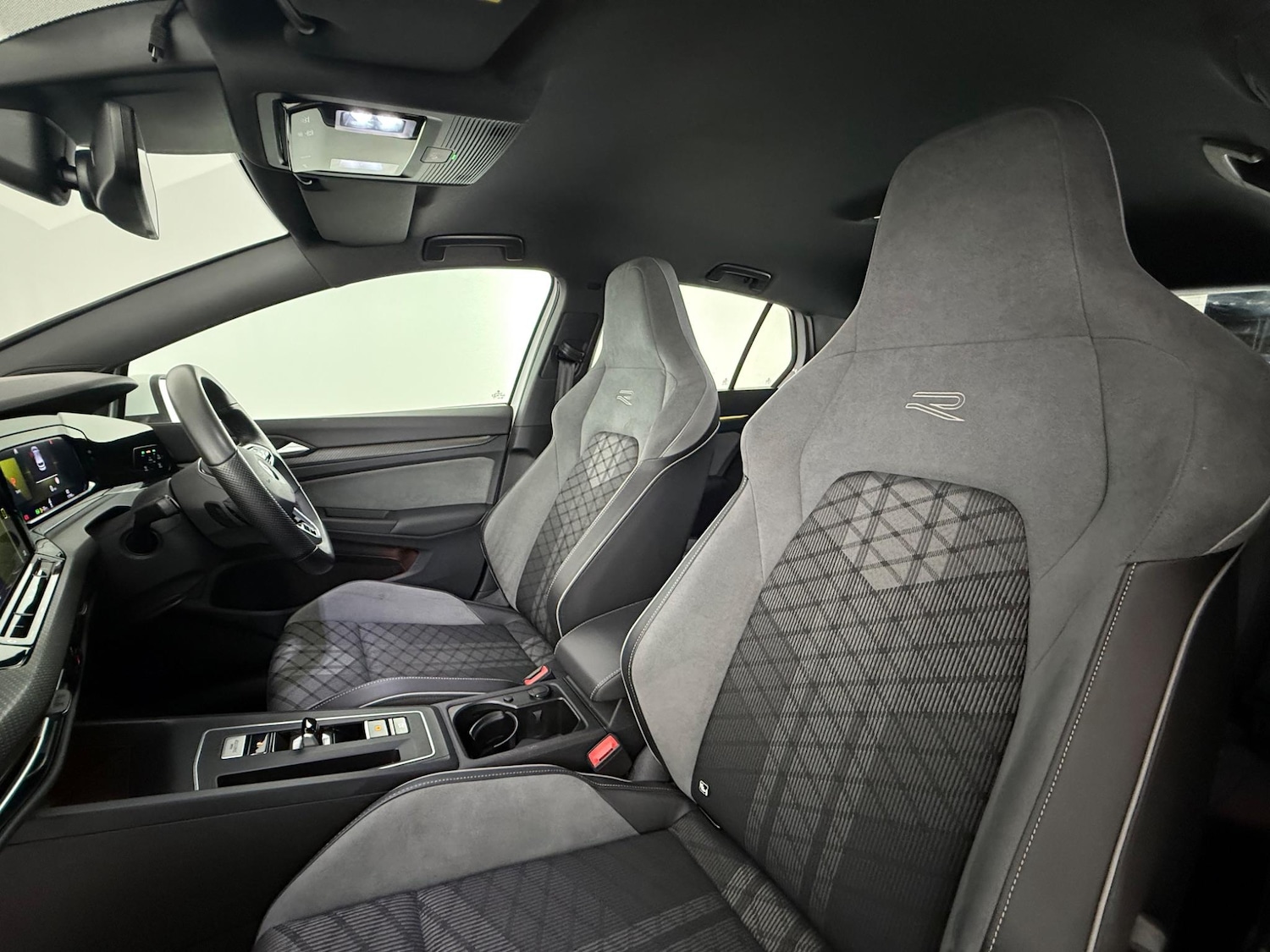 Used Volkswagen Golf 2021 for sale - 76936631: Photo 19