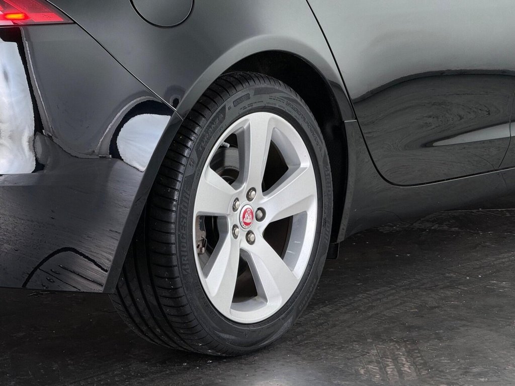 Used Jaguar XF 2019 for sale - 76323355: Photo 11