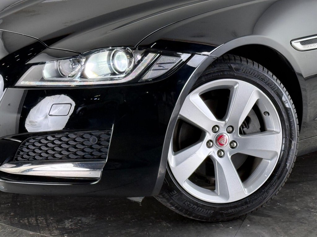 Used Jaguar XF 2019 for sale - 76323355: Photo 45