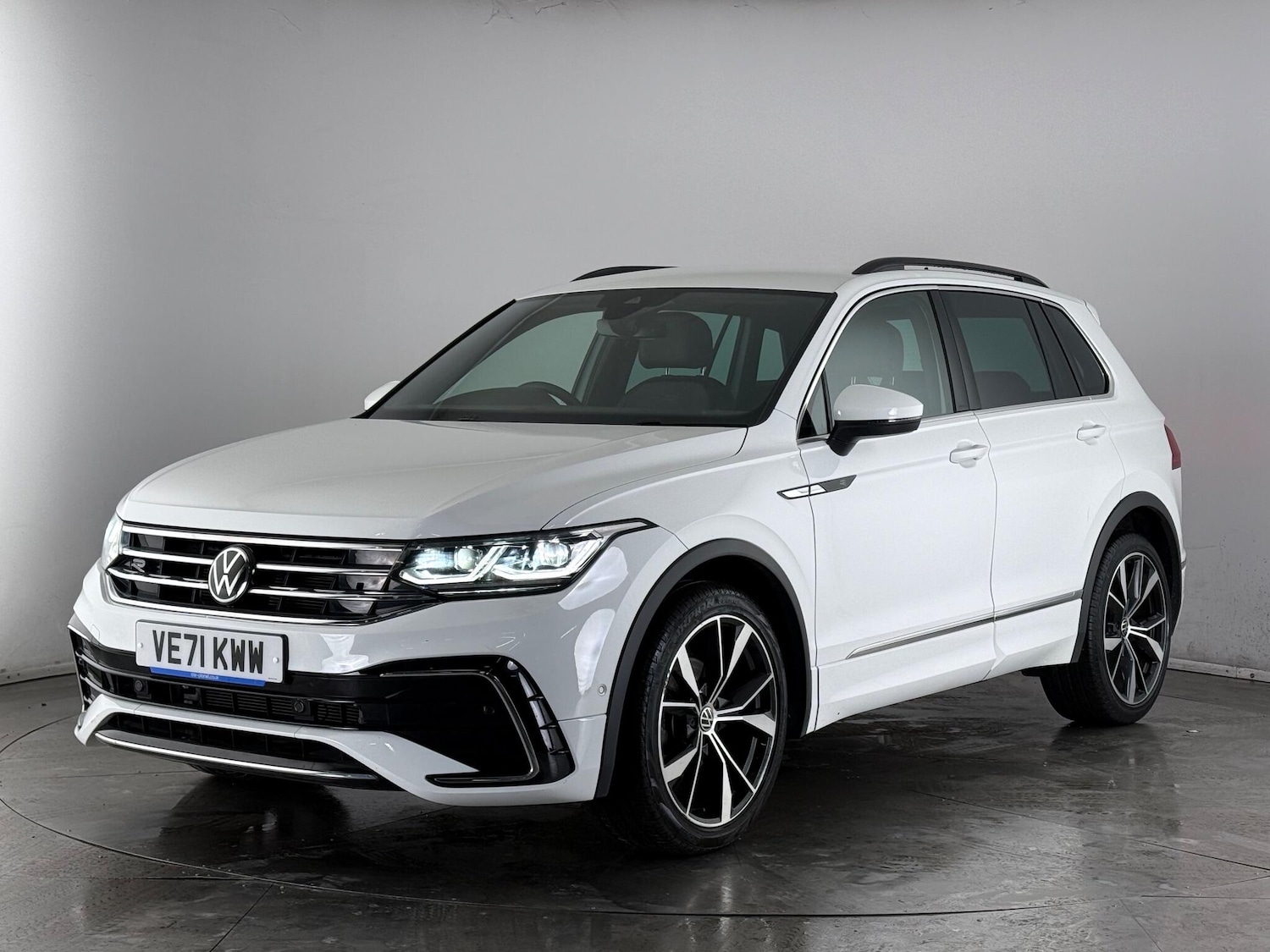 Used Volkswagen Tiguan 2022 for sale - 77364857: Photo 3