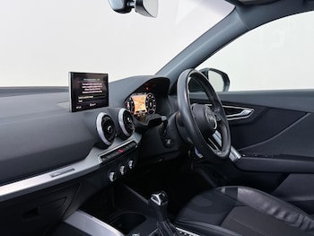 Used Audi Q2 2021 for sale - 78797421: Photo