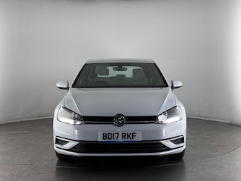 Used Volkswagen Golf 2017 for sale - 76714380: Photo