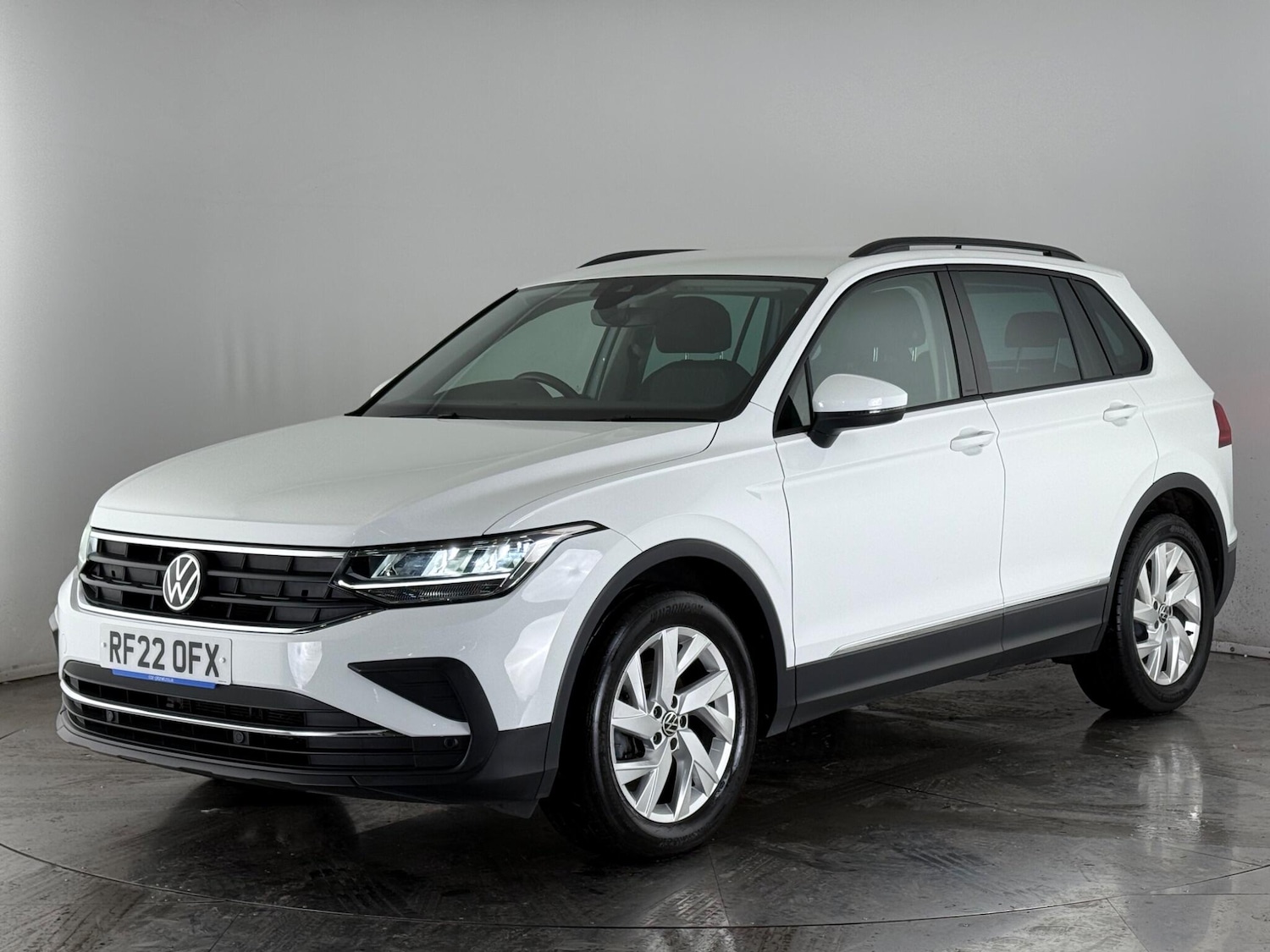 Used Volkswagen Tiguan 2022 for sale - 77216815: Photo 2