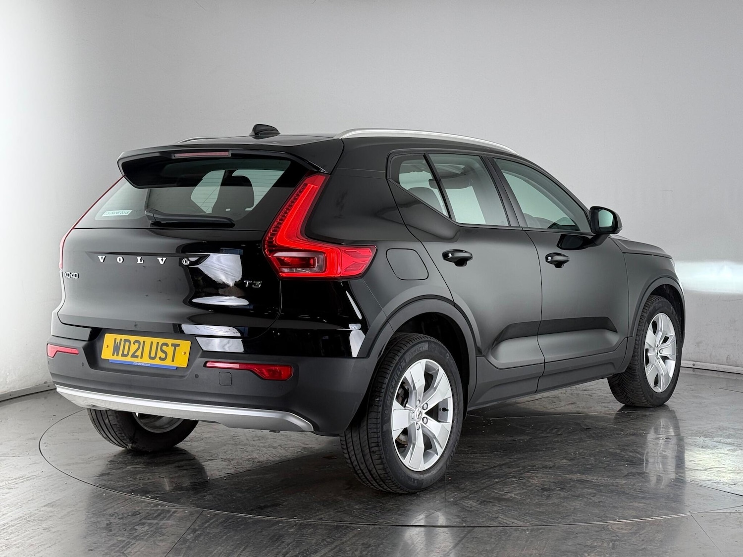 Used Volvo XC40 2021 for sale - 77216943: Photo 4