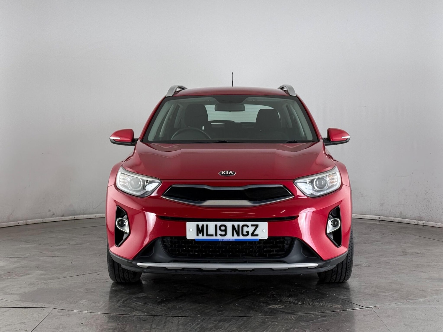 Used Kia Stonic 2019 for sale - 77744240: Photo 2